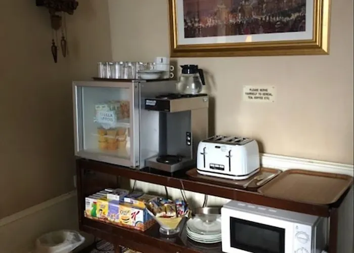 Crown Guest House Aberdeen